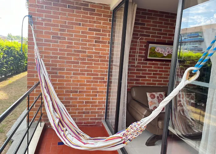 Aparta Estudio Con Piscina Y Parqueadero
